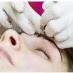 Sopracciglia tatuate naturali