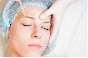 Trucco semipermanente sopracciglia sbiadito Trucco semipermanente sopracciglia sbiadito - Trucco semipermanente sopracciglia sbiadito